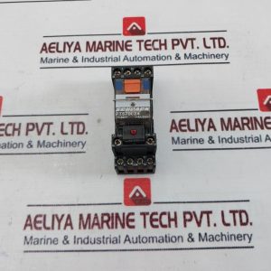 Schrack Pt78704 Relay With Base 300vac