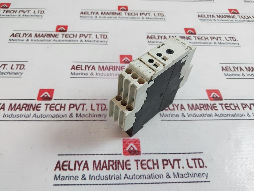 Siemens 3rp1505-1bw30 Timing Relay 300v - Image 3