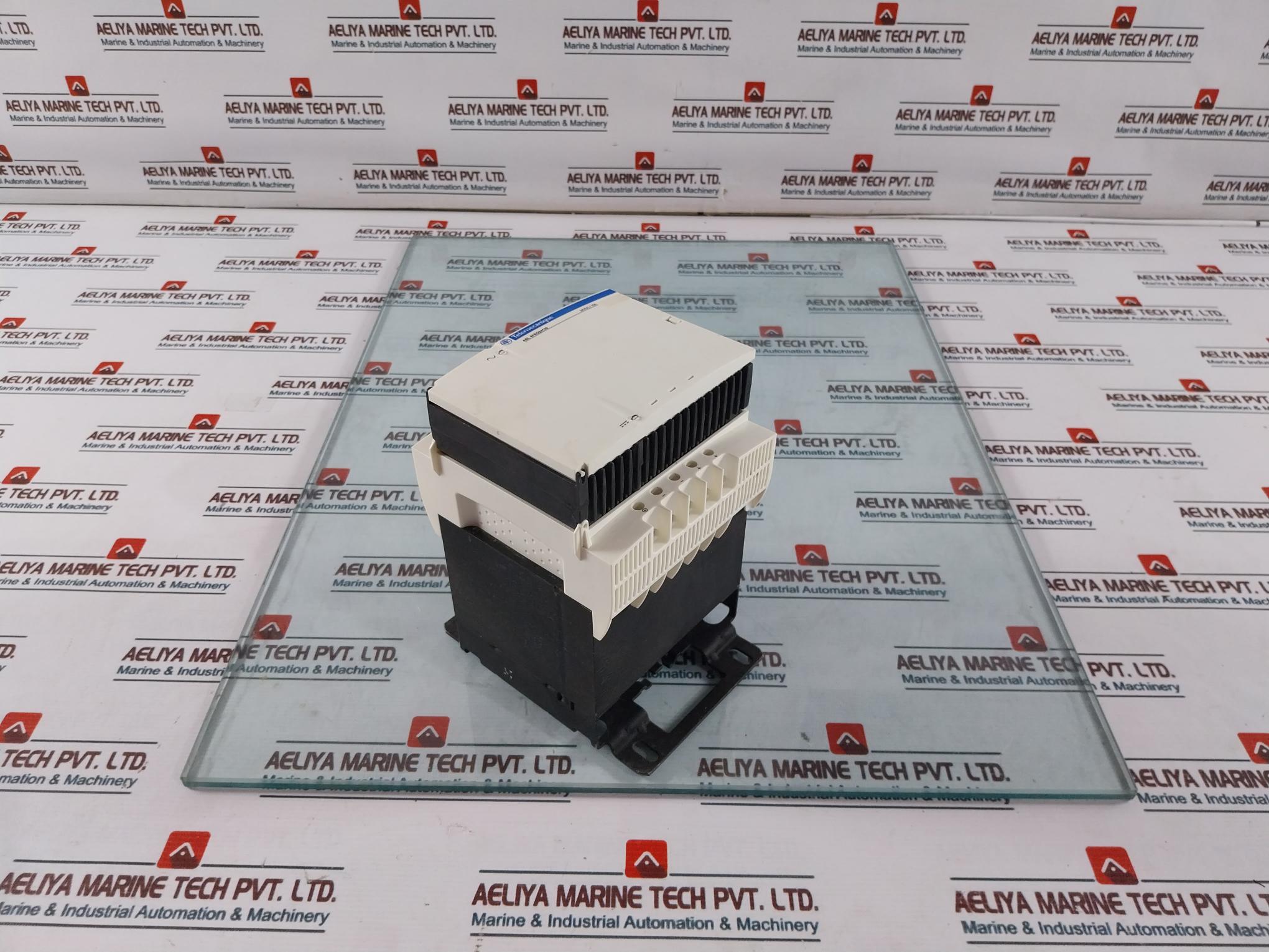 Telemecanique Abl 8feq24100 Power Supply 24v - Image 3