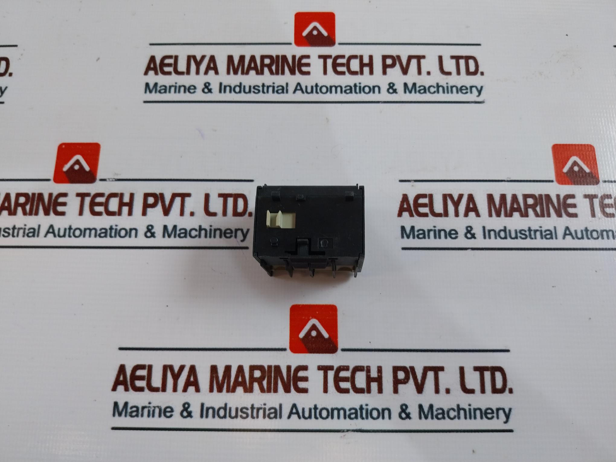 Telemecanique La1kn20 Auxiliary Contact Block 690v - Image 4