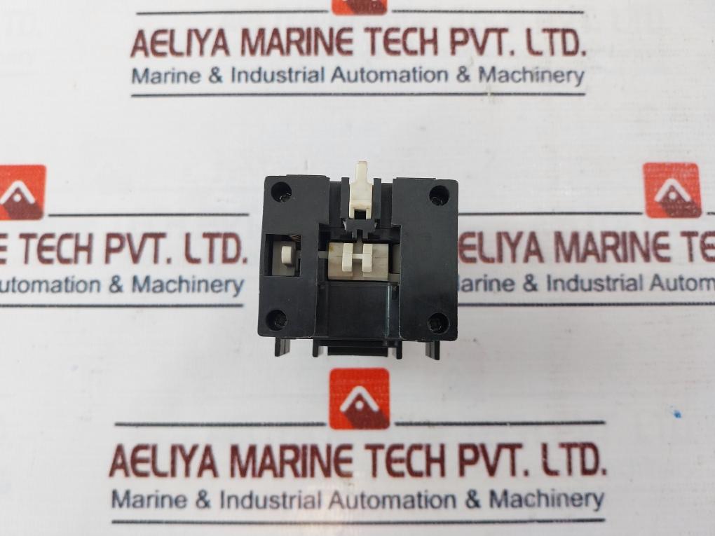 Telemecanique La2-d22 Time Delay Relay 660v - Image 4