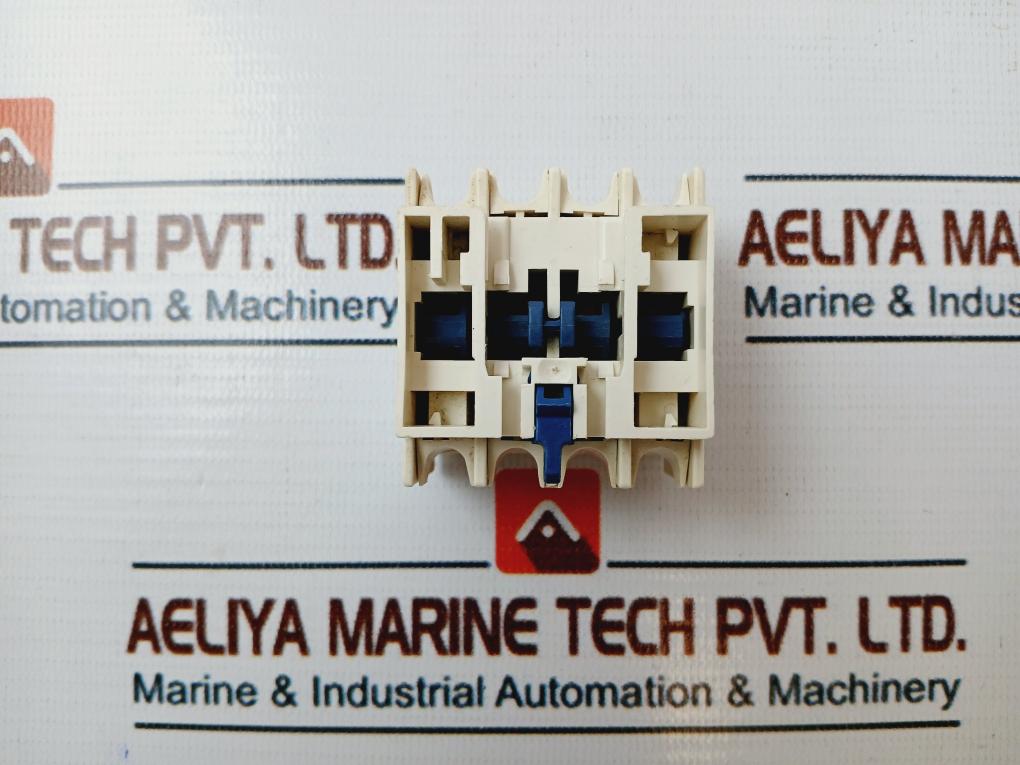 Telemecanique Schneider Electric Ladn40 Contact Block 690v - Image 4