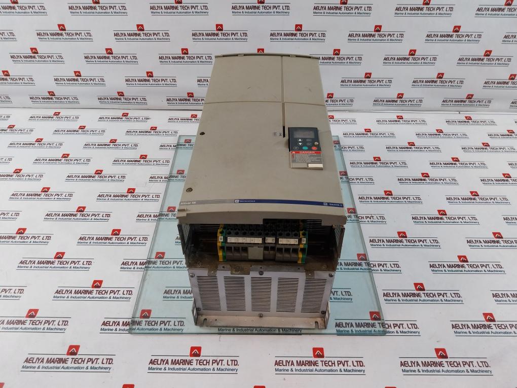 Telemecanique Square D Atv58hd28n4x Drive 500v