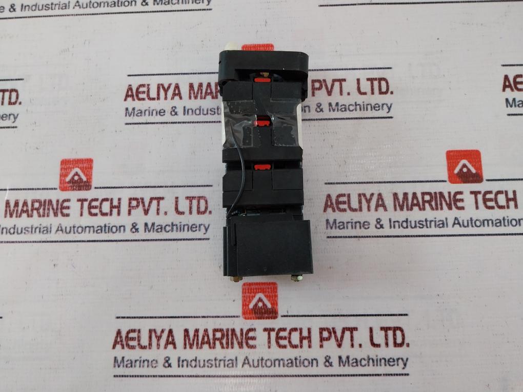 Westinghouse Vde 0660 Multi Layer Lamp Holder Contact 220v - Image 4