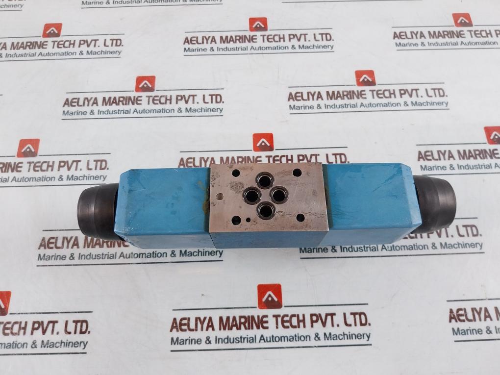 Vickers Dg4v-3-2n H M U1 H7 60 En38 Directional Control Valve 24v - Image 4