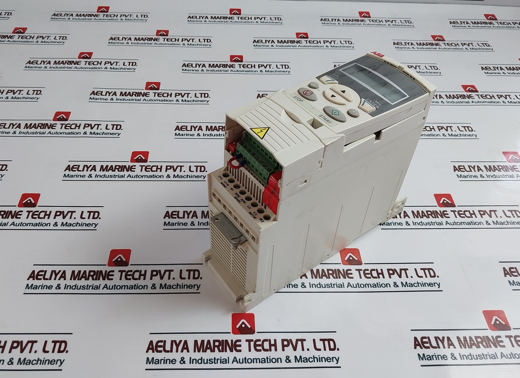 Abb Acs355-03e-08a8-4 Machinery Drive Module 480v - Image 3