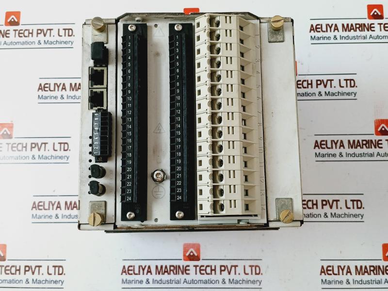 Abb Ref615e_d Feeder Protection & Control Relay 240 V - Image 4