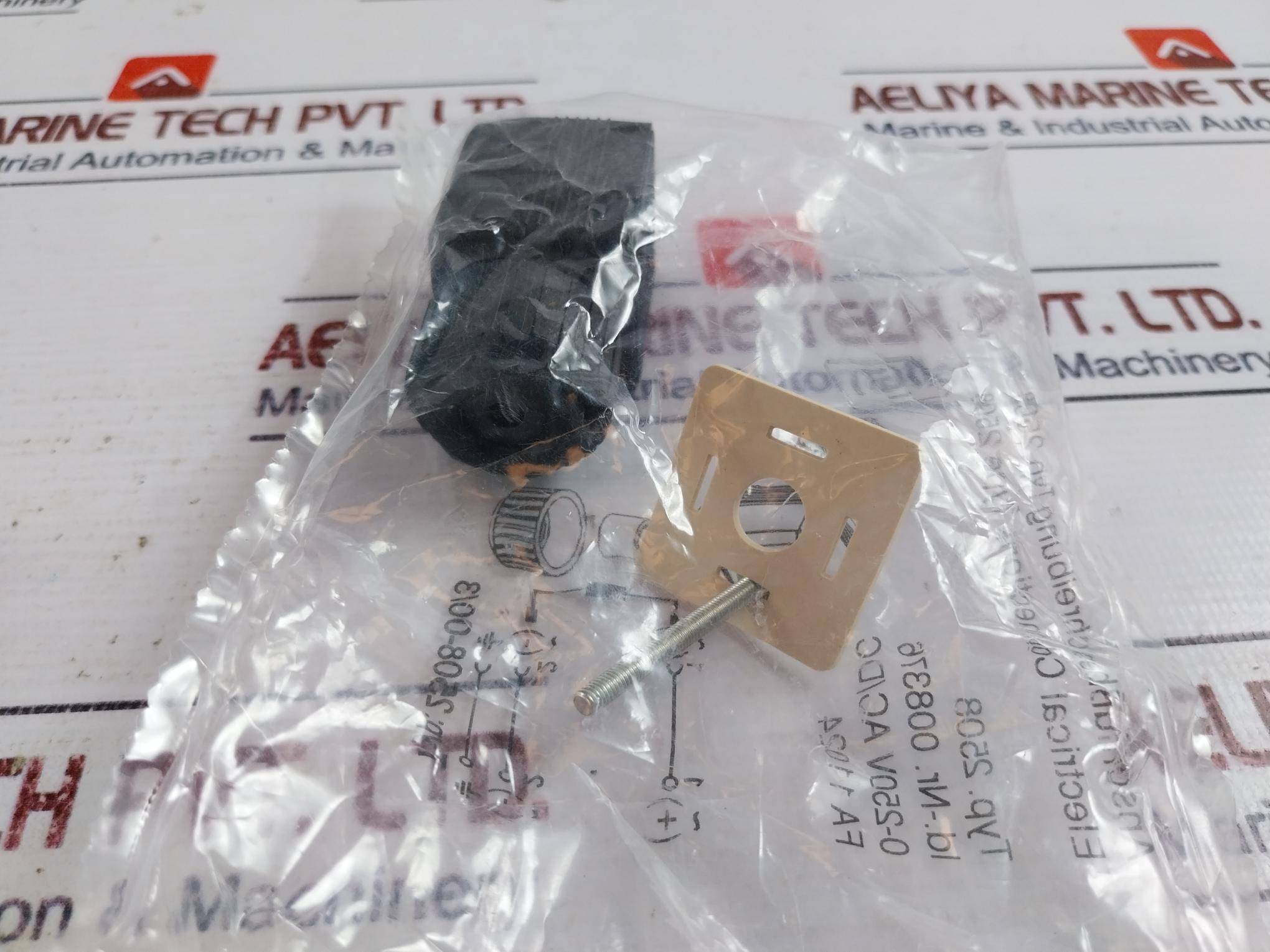 Burkert 2508-00/3 Electronic Connections Plug 250v - Image 3