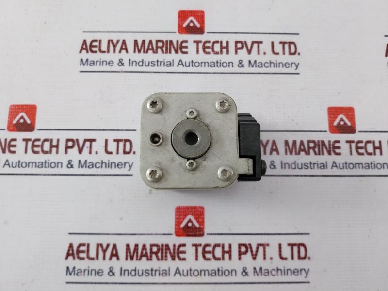 Bussmann 170m4467 Fuse 700a - Image 4