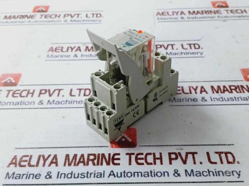 Carlo Gavazzi Zmi 15/4n Relay With Socket 300v - Image 3