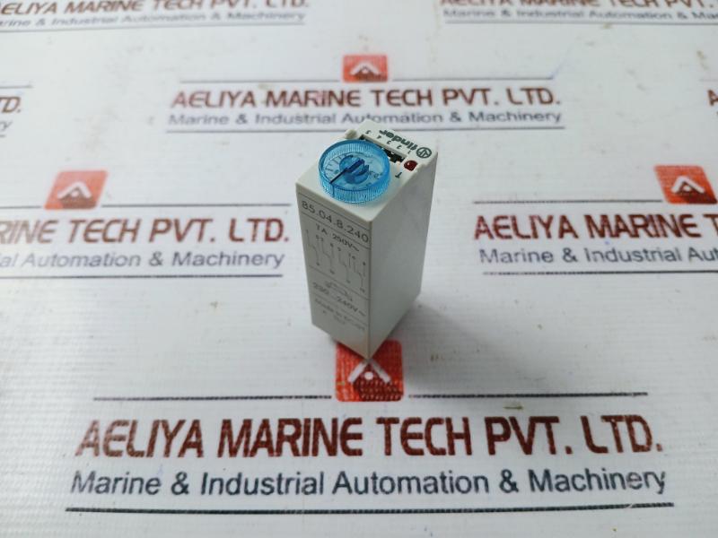 Finder 85.04.8.240 Plug-in Multifunction Timer 240v - Image 3