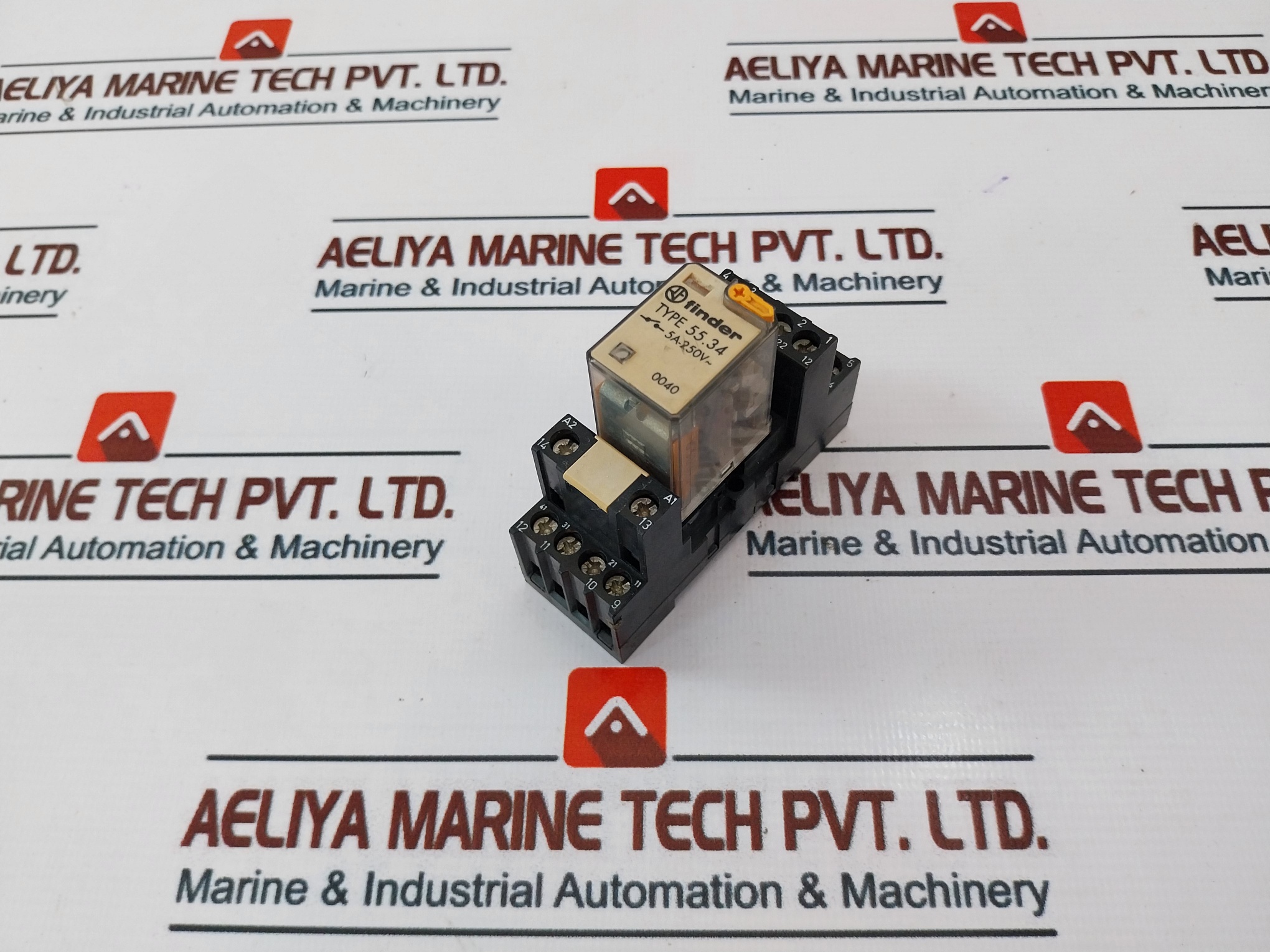 Finder 94.74.10 Relay 250v - Image 3