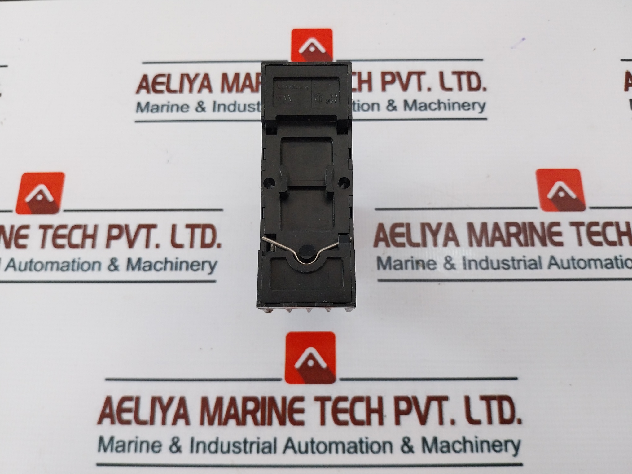 Finder 94.74.10 Relay 250v - Image 4