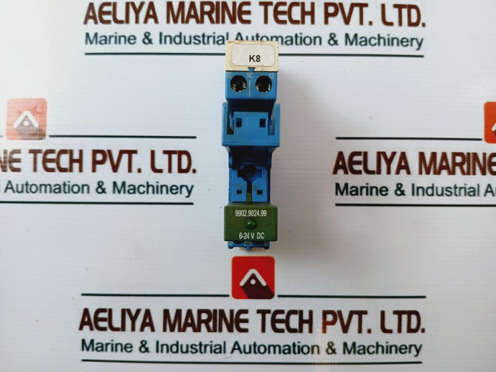 Finder 95.05 Relay Socket 250v