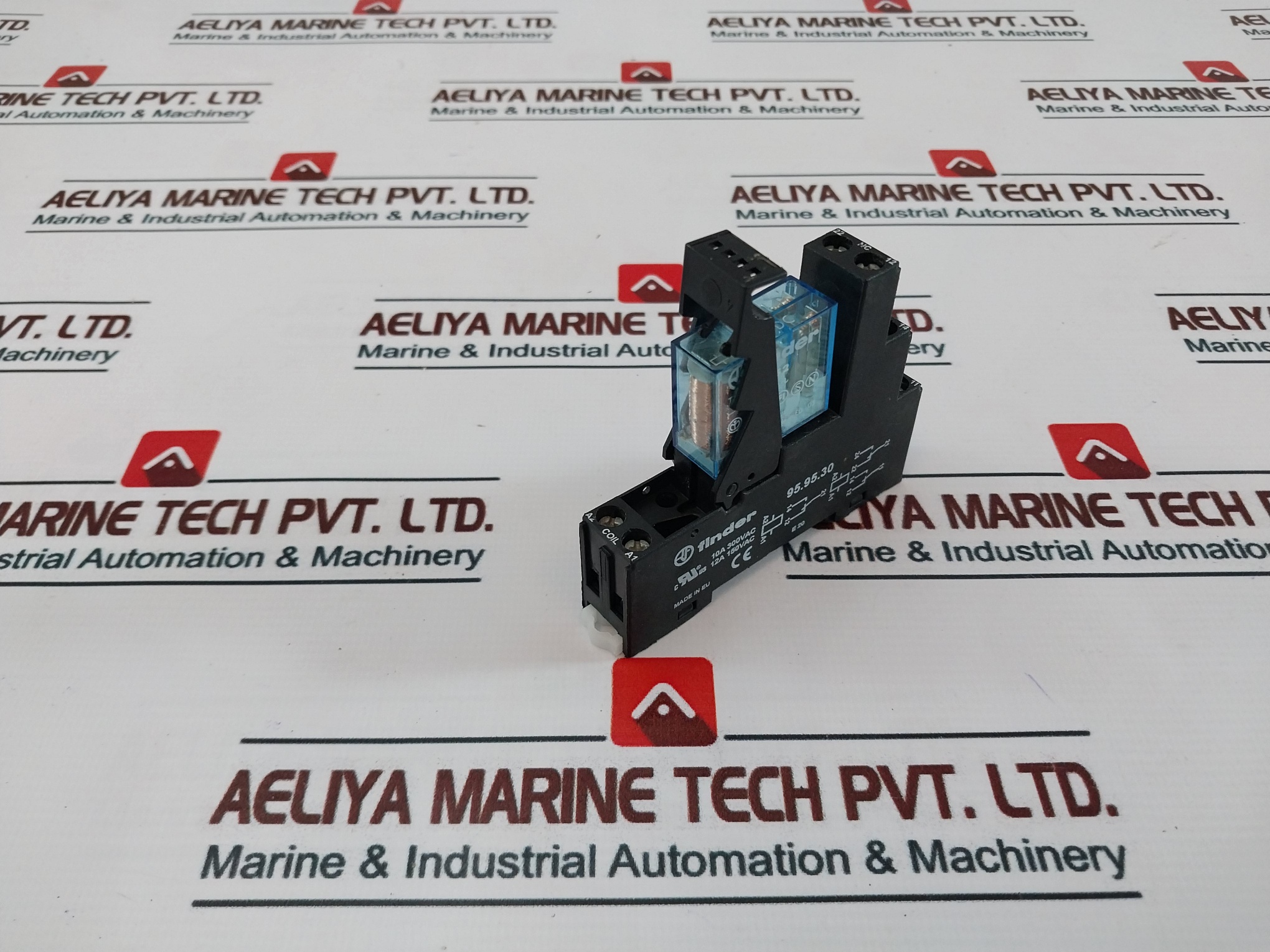 Finder Rina 40.52 Relay 250v - Image 3