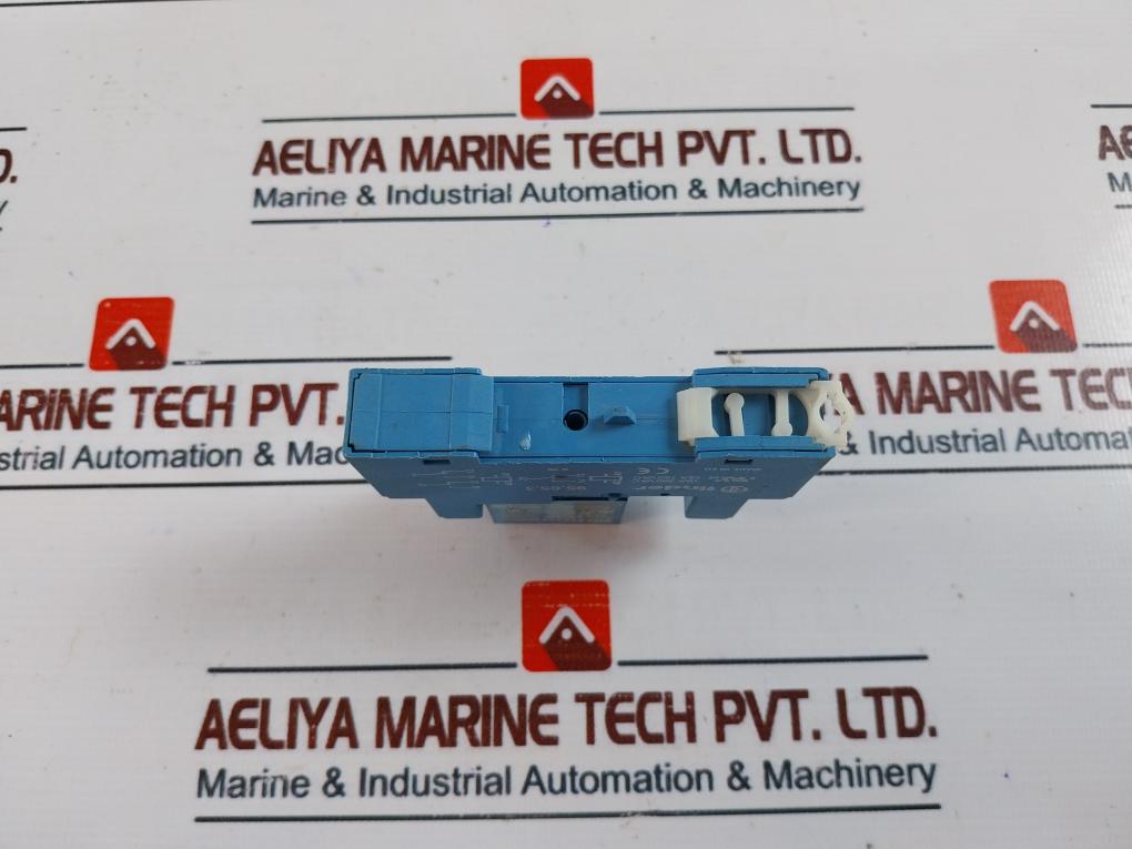 Finder Rina 40.52 Relay 300v - Image 4