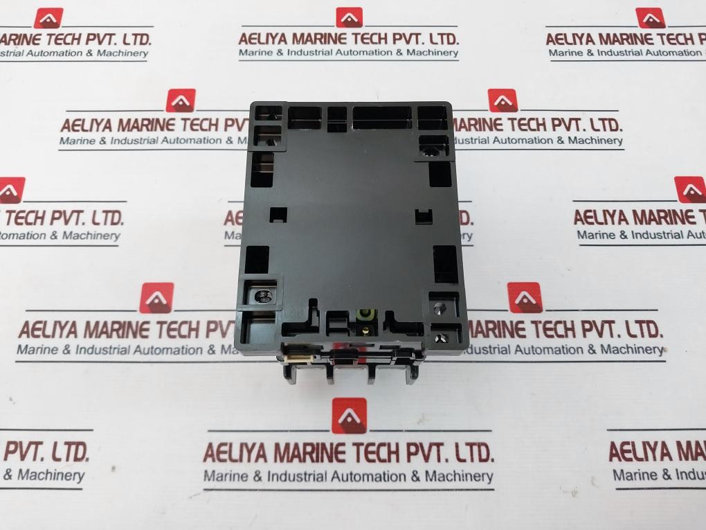 Fuji Electric Sc-3n (65) Magnetic Contactor 110v - Image 4