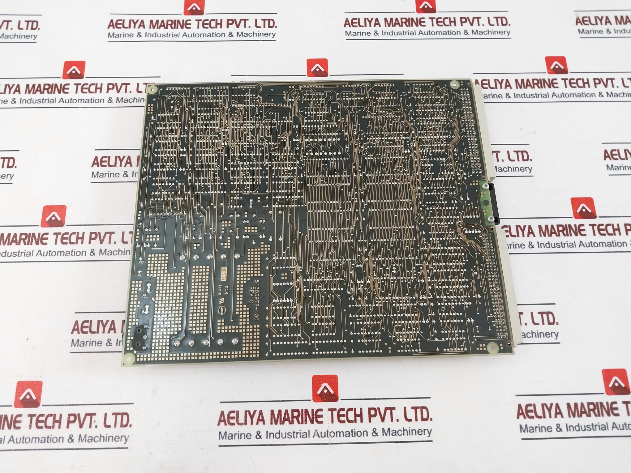 Honeywell 51303979-500 I/o Link Interface Modual 94v - Image 4