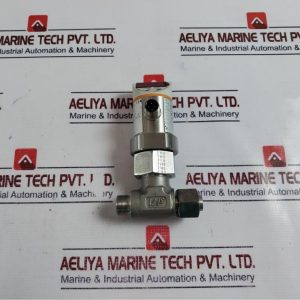 Ifm Sa0551 Flow Sensor 28 V