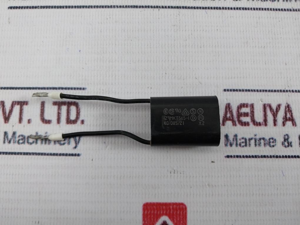 Iz9mkt565-i 40/085/21 Capacitor 250v - Image 4