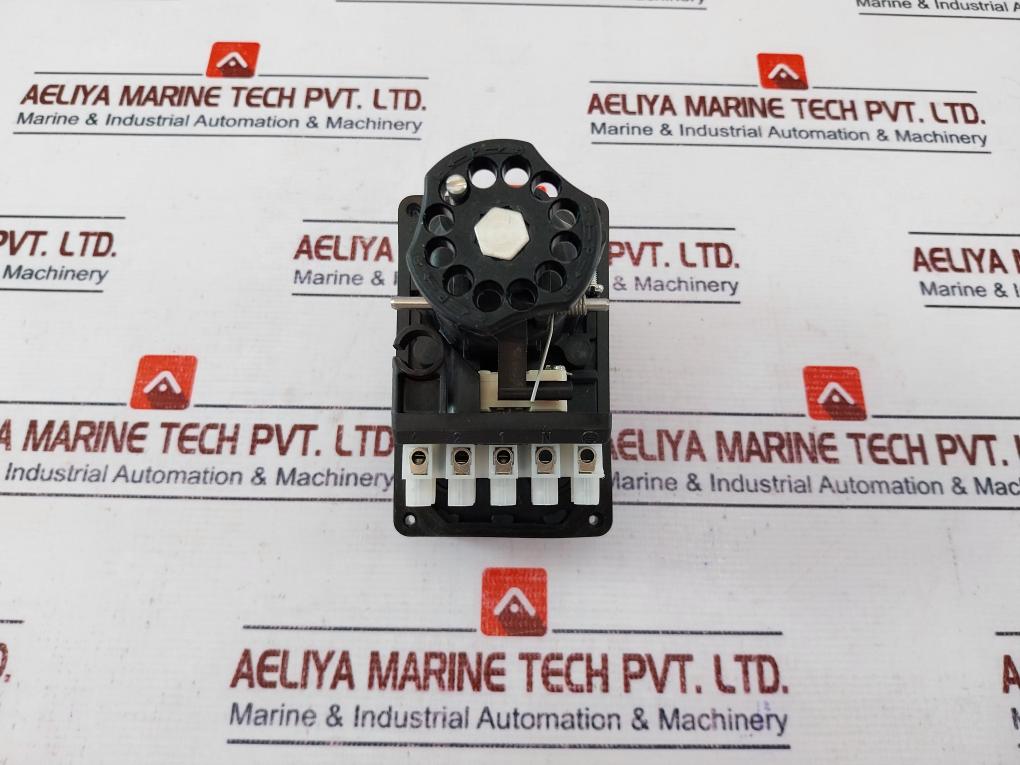 Moeller Mcs11 Pressure Switch 230v - Image 3