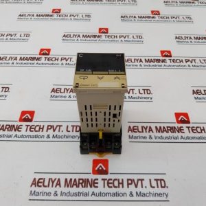 Omron E5cs-r1gu-w Temperature Controller 250v