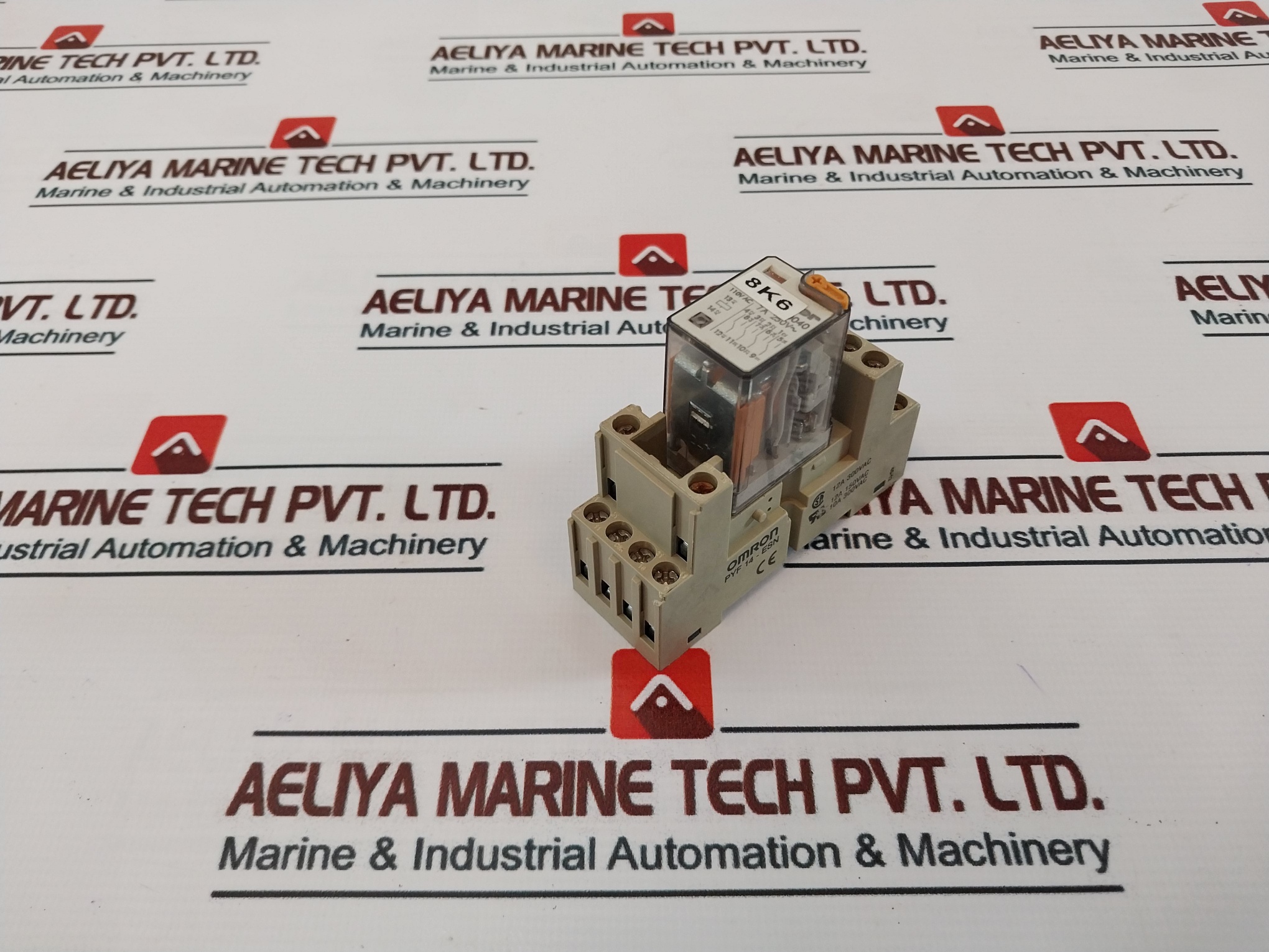 Omron Finder Pyf 14-esn Relay Socket 300v - Image 3