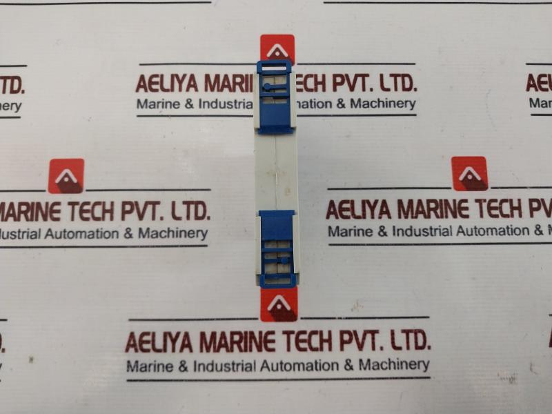 Schrack Zr3e0011 Timer Single Function On-delay 250v - Image 4