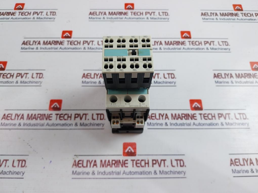 Siemens 3rt1026-3b..0 Contactor With Aux Switching Block