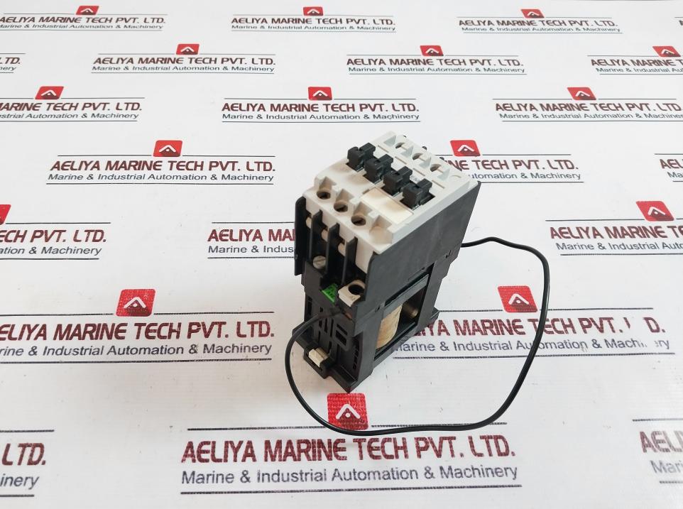 Siemens 3tf3100-0b 3-phase Iec Rated Contactor 600v - Image 3