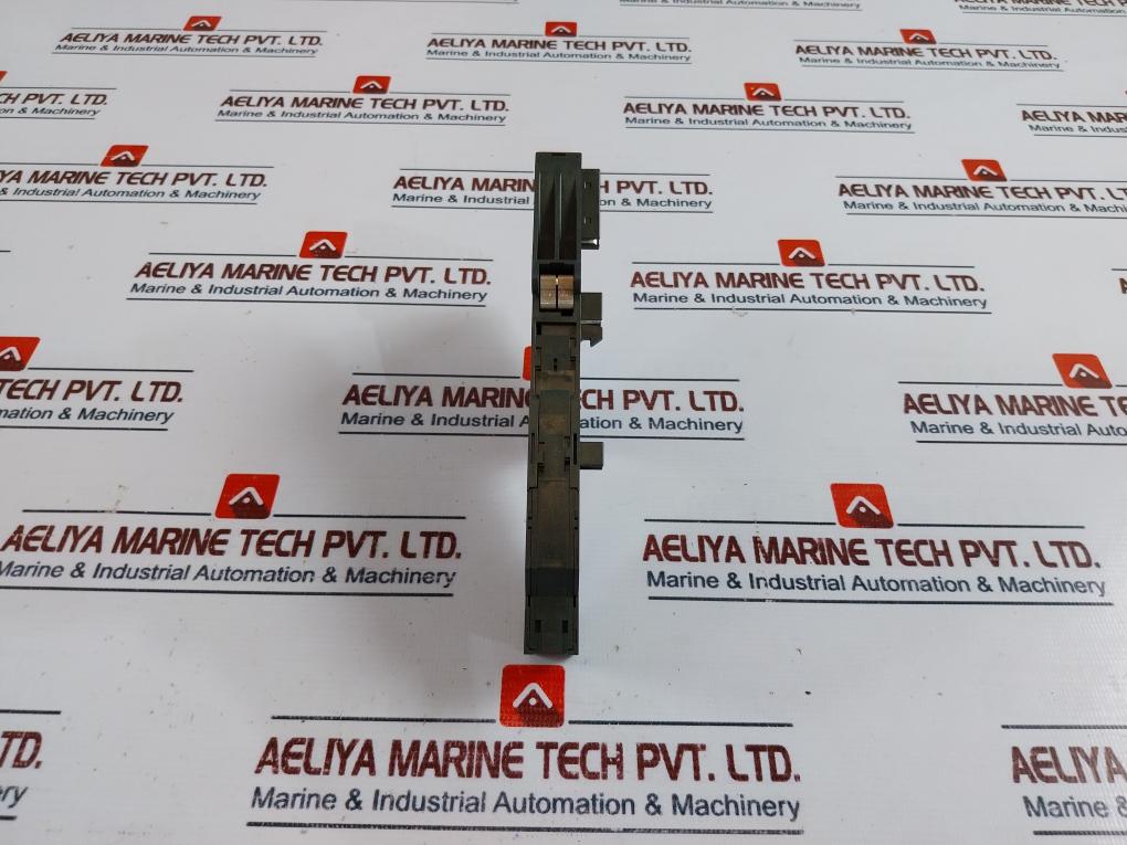 Siemens 6es7 134-4gb11-0ab0 Electronics Module With Terminal Module - Image 4