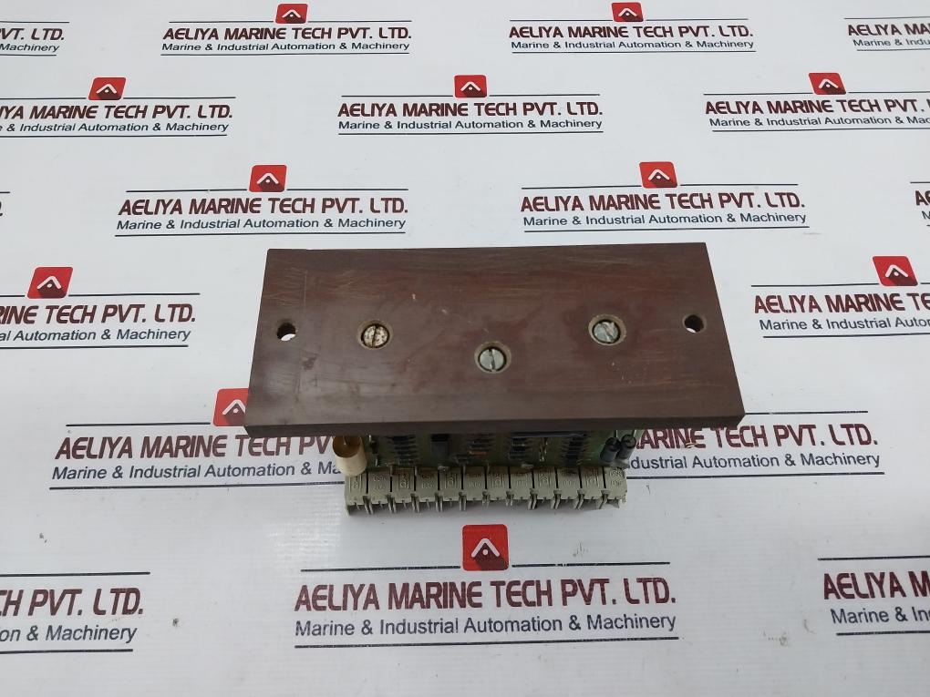 Siemens 6ga2 490-0a Automatic Voltage Regulator - Image 4