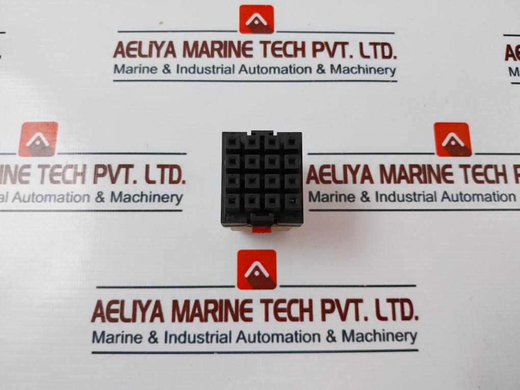 Telemecanique Rhn 412e Relay 250v - Image 4