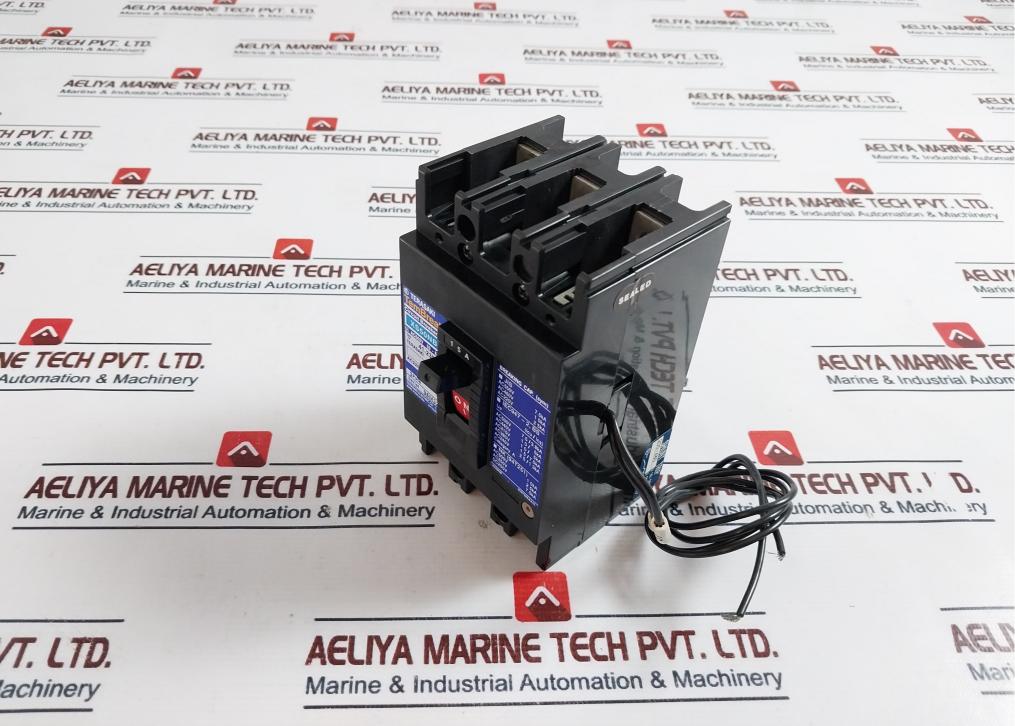 Terasaki Electric Xs50nb 15a Circuit Breaker 220v - Image 3