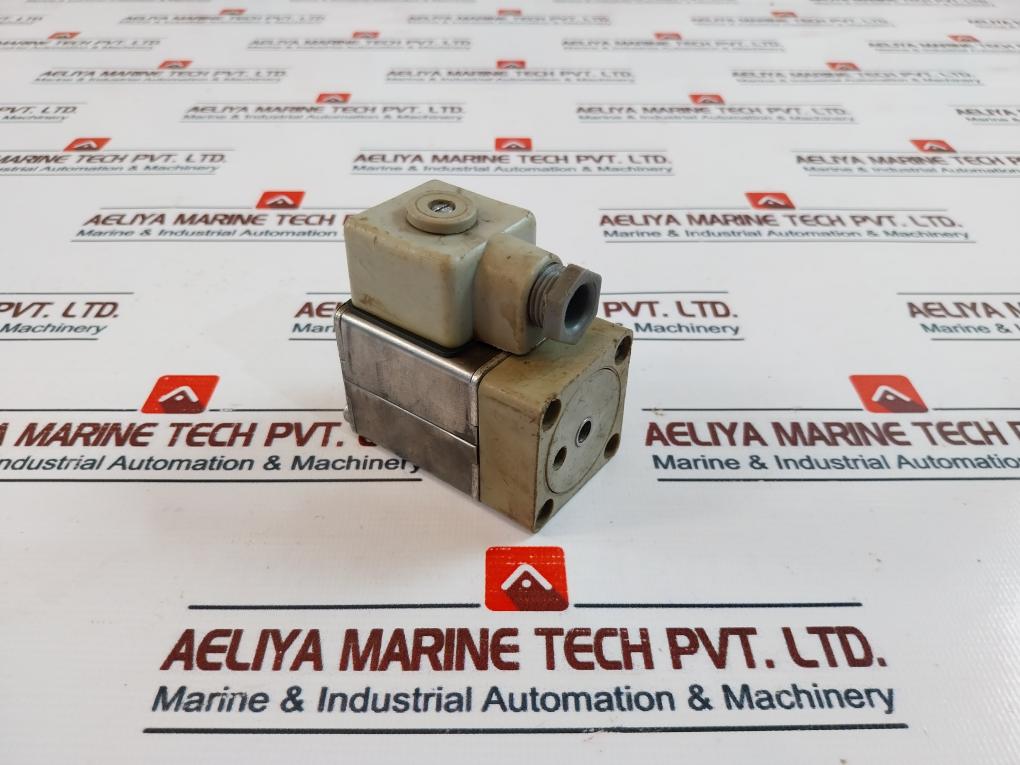 Veb Elektro-bauelemente Tgl 20710 Directional Control Valve 220v - Image 3