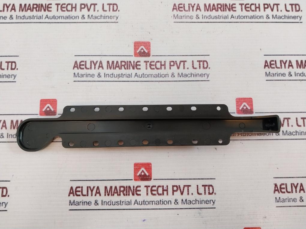 Waters 415000715 Tray Waste Drain - Image 4