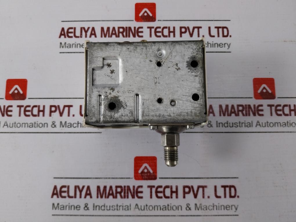 Danfoss 060-1101 Pressure Switch 400v - Image 4