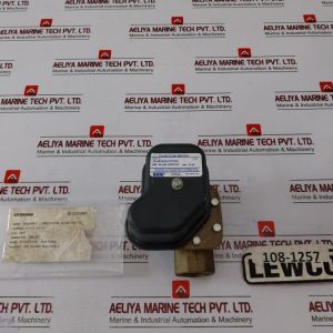 Harwil Q-4E2AViton Fluid Flow Switch 250V