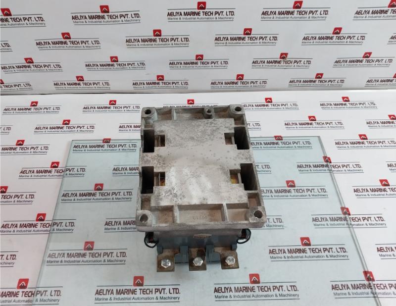 Hyundai Hmc 400W 22 Magnetic Contactor 1500V - Image 4
