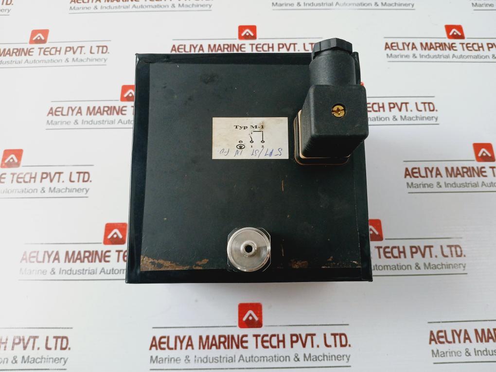M-1 =30w~50va Dual Scale Analog Gauge for Fuel Oil 250v - Image 4