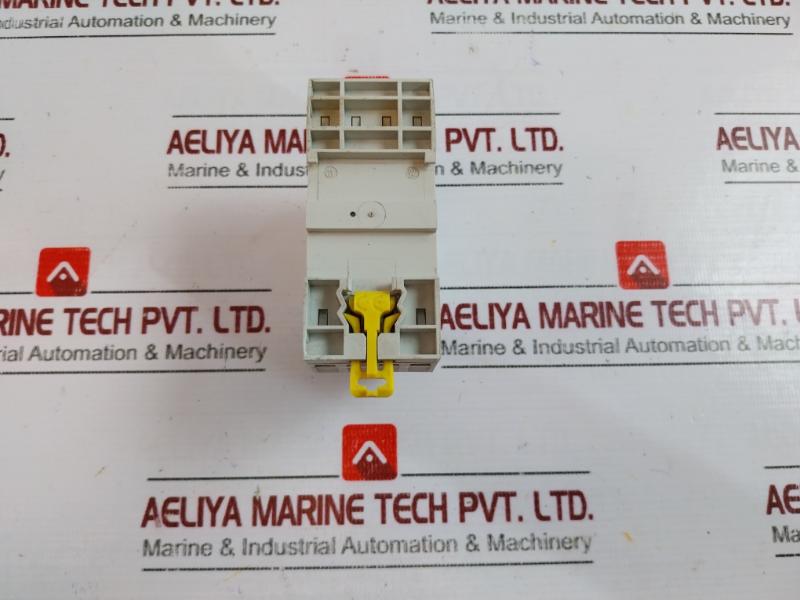 Schneider Electric 15963 Contactor 220V - Image 4