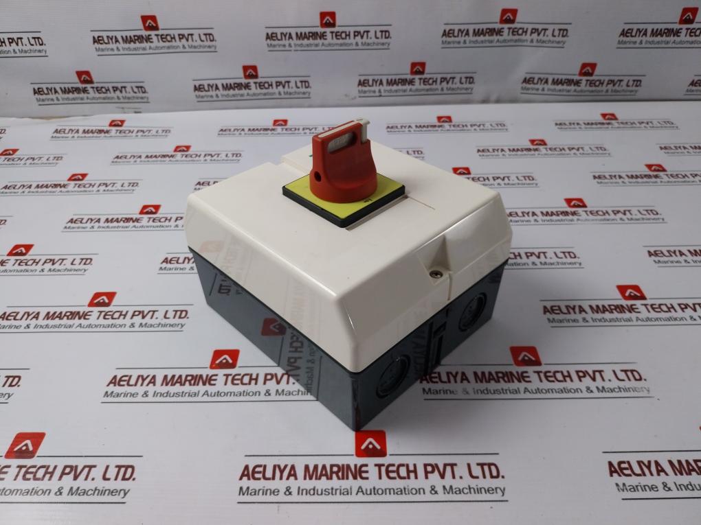 Schneider Electric Vcf3Ge Main Switch In Ip65 Enclosure - Image 3