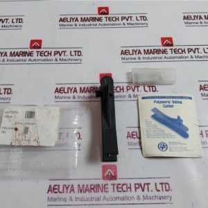 Waters 410000423 Plastic Tubing Cutter