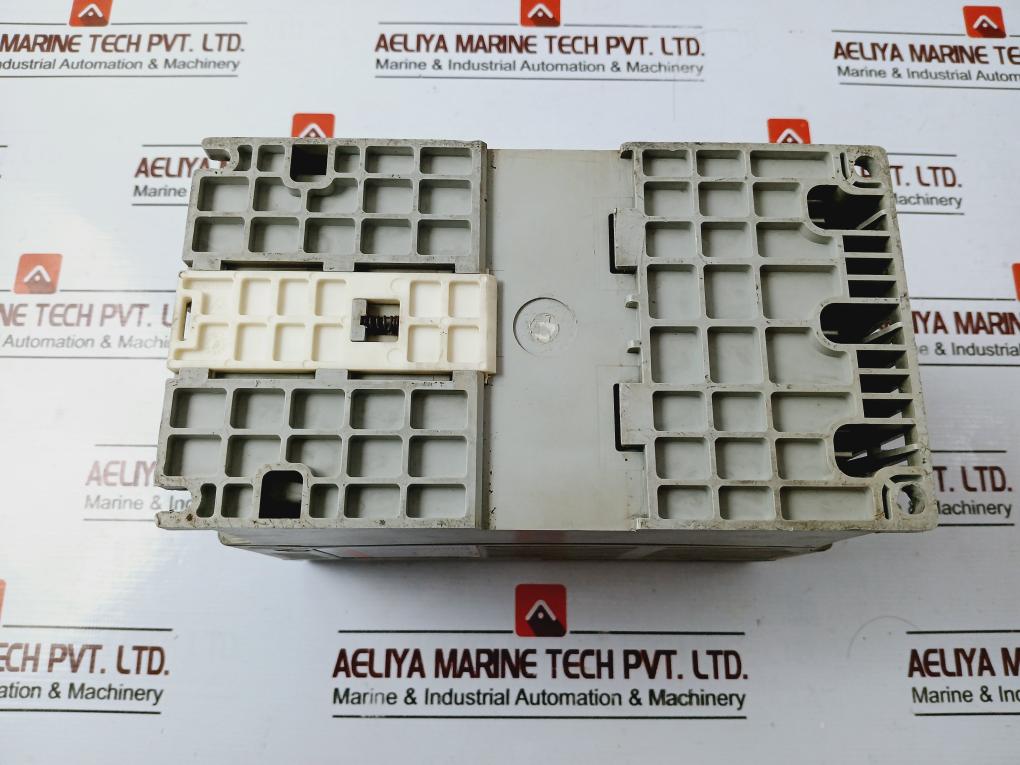 Allen-bradley 22b-d6p0n104 Powerflex 40 Ac Drive - Image 4