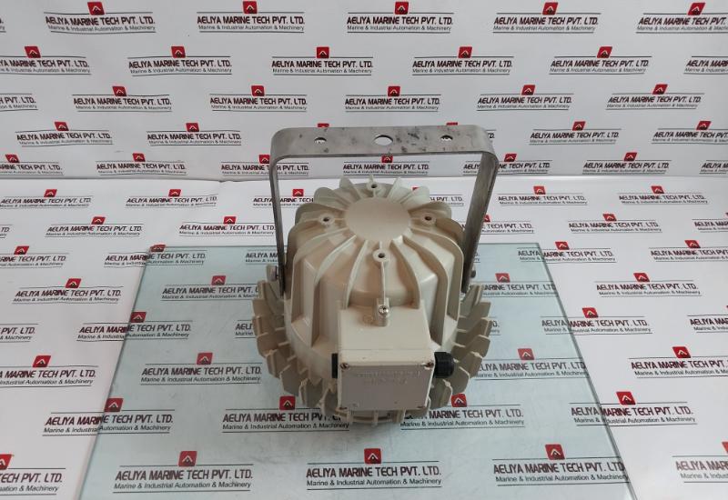 Emerson Cled Wellglass Lighting Luminaires 94v - Image 4