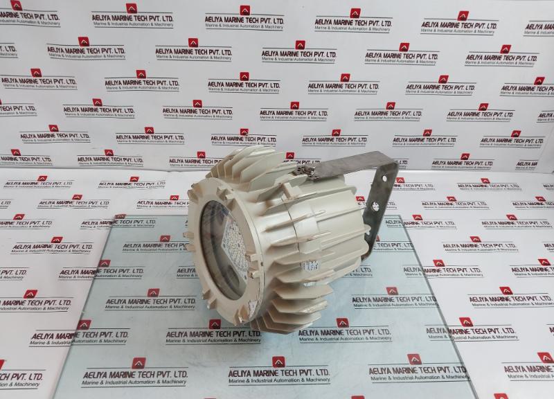 Emerson Cled Wellglass Lighting Luminaires 94v - Image 3