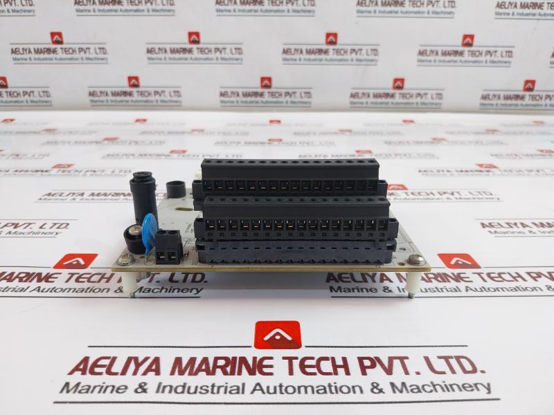 Honeywell Cc-taox01 Analog Output Module 94v - Image 3