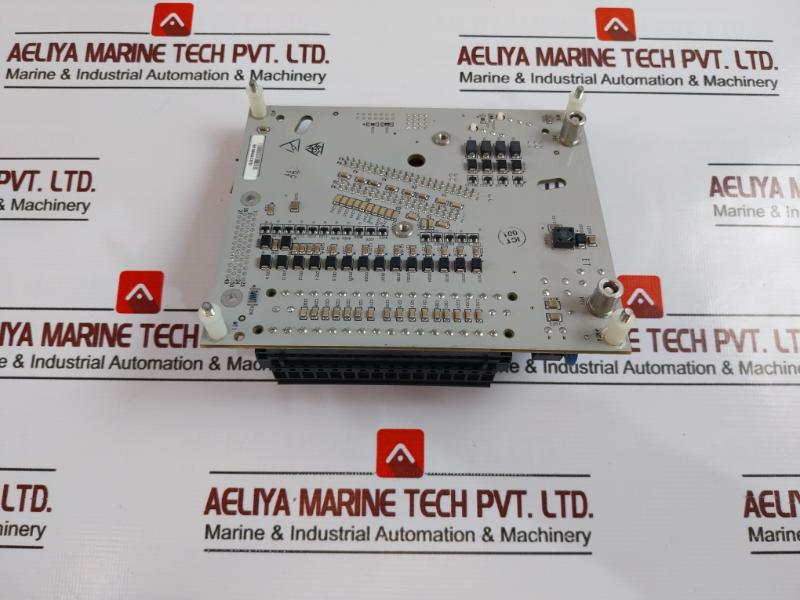 Honeywell Cc-taox01 Analog Output Module 94v - Image 4