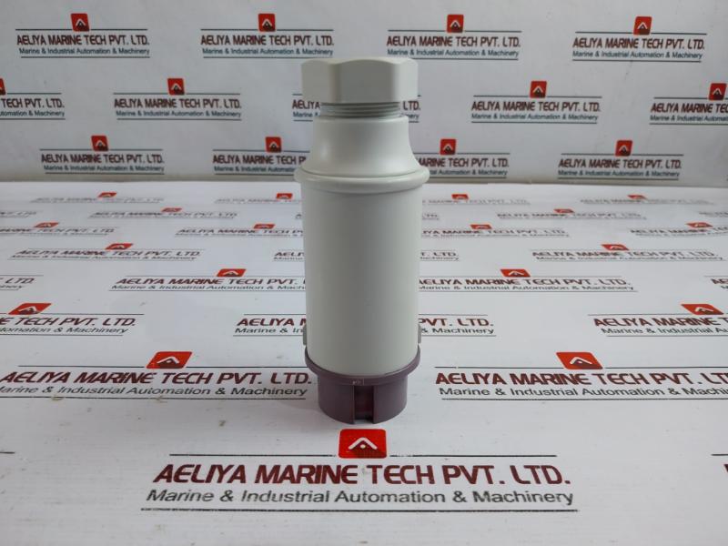 Mennekes 655rs Low Voltage Plug 24v - Image 4