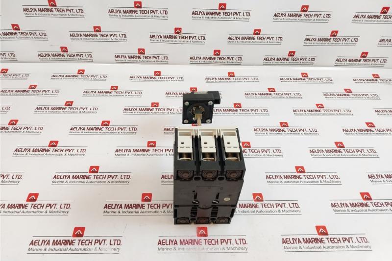 Moeller Nzm7-63 Circuit Breaker 500v - Image 4